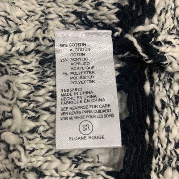 Sloane Rouge Size Small fringe dolman side slit sweater - Picture 7 of 9